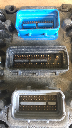 12588944 2004-2005 ecm ecu computer Cadillac Deville