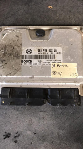 06A 906 032 EA VW Beetle 2001 ecm ecu computer