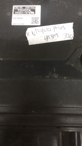 89661-47800 ecu ecm computer 2015-2018 Toyota Prius