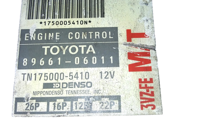 89661-06011 ecm ecu computer 1992 Lexus ES300
