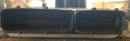 4D0 907 560 DB VW Touareg 2005 ecm ecu computer