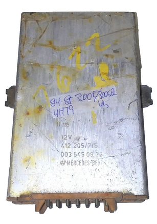 003 545 09 32 Cruise Control module 1984-1985 Mercedes 300E 300SEL