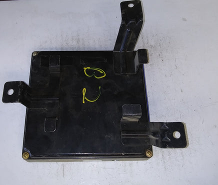 MECM-V182-1R Nissan Pathfinder 1992-1993 ecm  ecu computer