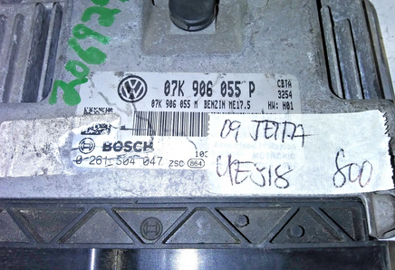 07K 906 055 P ecu ecm computer 2009 VW Jetta