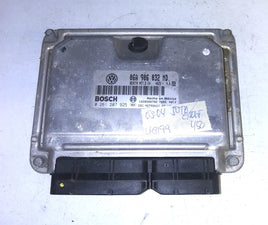 06A 903 032 MD ecm ecu computer 2003-2004 Volkswagen VW Golf or Jetta