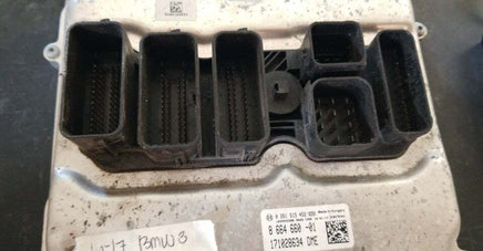 8 664 660 -01 BMW 320 320i or X3 2016-2017 ecu ecm computer