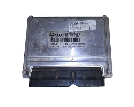 3B0 907 551 G ecu ecm computer 1999-2001 VW Passat