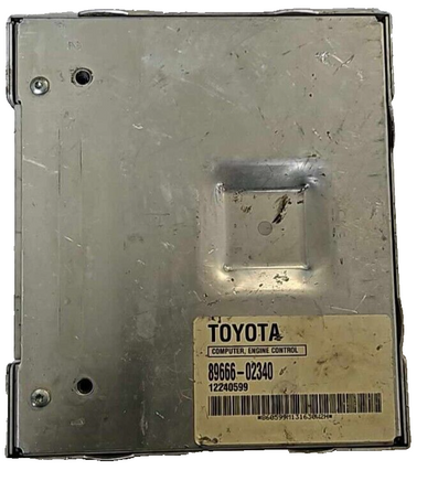 89666-02340 Toyota Matrix 2003-2004 ecu ecm computer