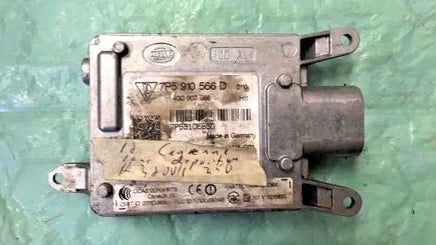 7P5 910 566 D Porsche Cayenne 2011-2018 lane change departure sensor module