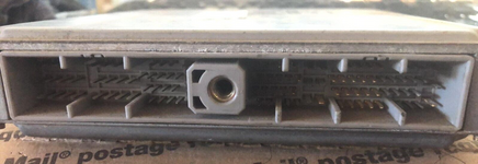 MEC04-020 Nissan Pathfinder 1999 ecm ecu computer