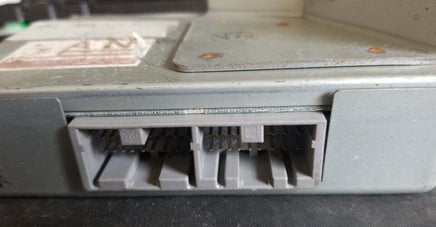 1999 Nissan Maxima transmission control module A64-000 R8L