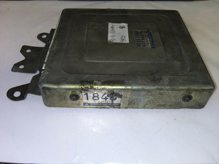 MD161840 ECM ECU computer 1990-1991 Mitsubishi Galant
