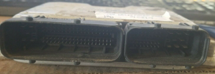 2002 Volkswagen VW Jetta ecm ecu computer 06A 906 02 FQ