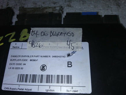 2004-2006 Dodge Durango front seat control module 04602437AG
