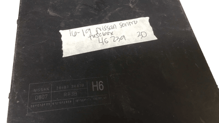 284B7 3RA3B Nissan Sentra 2016-2019 Fusebox control module - Swan Auto