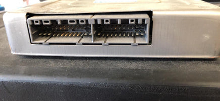 FS77 18 881B ECM ECU computer 1995 Mazda 626