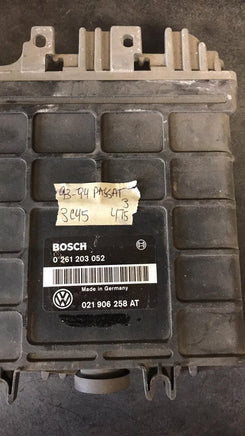 021 906 258 AT VW Passat 1993-1994 ecm ecu computer 0 261 203 052