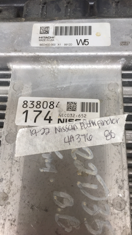 NEC032-652 Nissan Pathfinder ecu ecm computer 2019-2022
