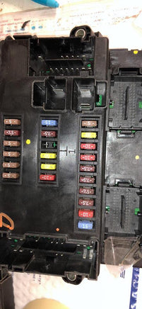 2015 Dodge Ram pickup BCM Body Control Module P68233854AA