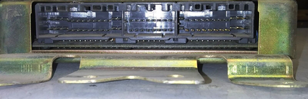 MD303484 Dodge Colt or Mitsubishi Mirage 1995 ecm ecu computer