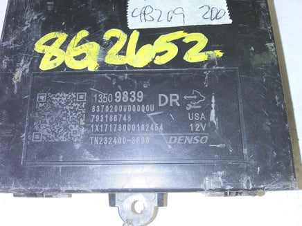 2017-2020 GMC Acadia Driver Seat Control Module 13509839