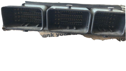 Subaru Legacy ecu ecm computer 22611AW773