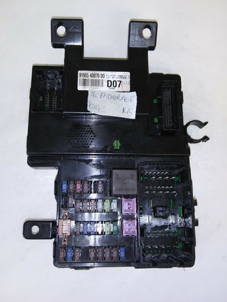 2008 Hyundai Entourage fuse junction box 91955 4D070 0D
