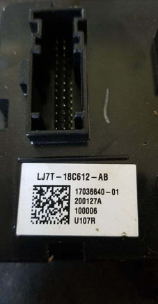 2020-2021 Lincoln Corsair heater control module LJ7T-18C612-AB