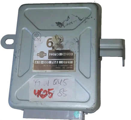 1999-2001 Infiniti Q45 throttle control module computer A18-000 PK4