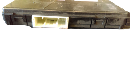89221-47120 Toyota Prius 2010-2011 multiplex relay module