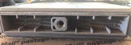 MEC04-020 Nissan Pathfinder 1999 ecm ecu computer