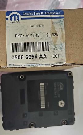 05066654AA Jeep Grand Cherokee 1999-2004 ABS Module  **NEW OEM**