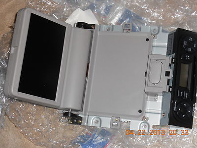 39460-S0X-A011-M1 Honda Pilot pale quartz DVD player monitor 2003-2005 **NEW**