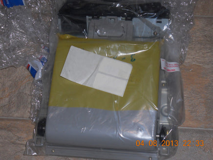 39460-S9V-A010-M1 clear gray DVD player monitor 2002-2004 Honda Odyssey **NEW**