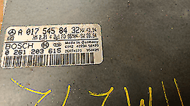 1995-1996 Mercedes C220 ecm ecu computer A 017 545 84 32 - Swan Auto
