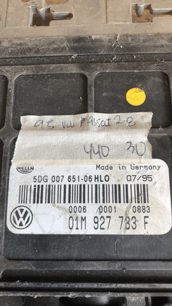 1995 Volkswagen VW Passat tcm transmission computer 01M 927 733 F - Swan Auto