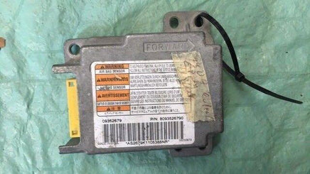 1998-2004 Isuzu Rodeo or Passport air bag module 09352679 - Swan Auto