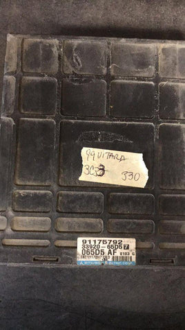 1999 Suzuki Vitara ecm ecu computer 33920-65D57 - Swan Auto