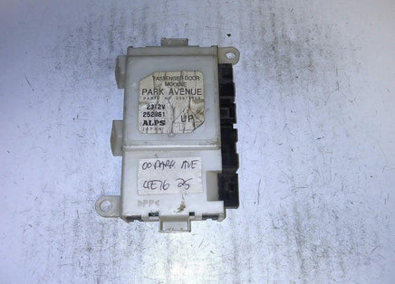 2000 Buick Park Avenue door control module computer 25675809 - Swan Auto