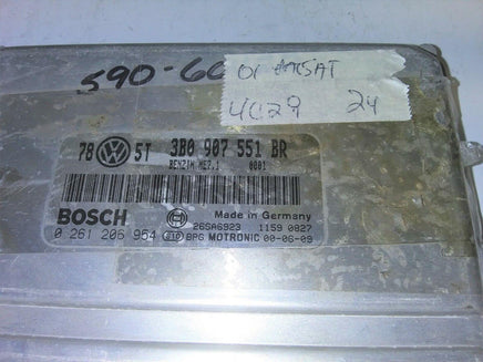 2001 VW Passat ecm ecu computer 3B0 907 551 BR - Swan Auto