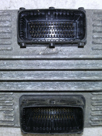 2002-2007 Saturn Vue ecu ecm computer 12582990 - Swan Auto