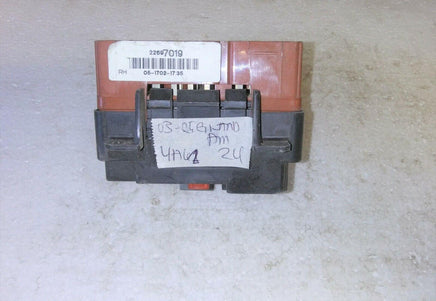 2003-2005 Jeep Grand Am fuse junction box 22697019 - Swan Auto