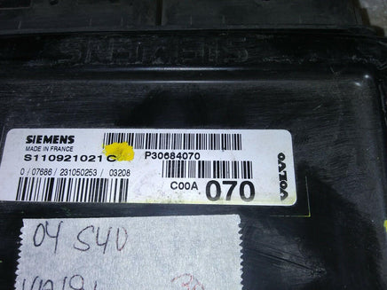2004 Volvo S40 ecm ecu computer P30684070 - Swan Auto