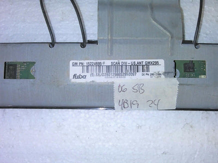 2006 Cadillac STS antenna module 15224695 - Swan Auto