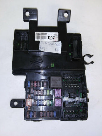 2008 Hyundai Entourage fuse junction box 91955 4D070 0D - Swan Auto