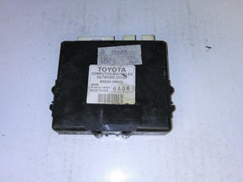 2008 Toyota Sienna sliding door module 89222-08022 - Swan Auto
