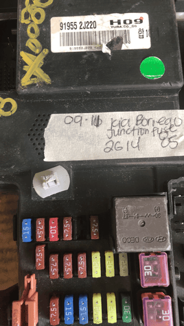 2009-2011 Kia Borrego fuse junction box module 91955 2J220 - Swan Auto