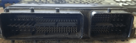 2010 Toyota Matrix ecm ecu computer 89661-02V00 - Swan Auto