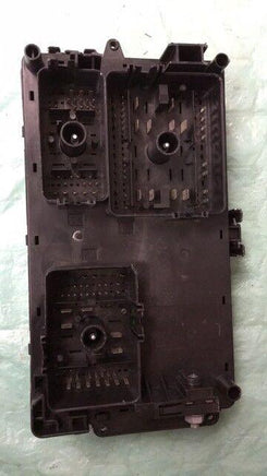 2011 Buick Lacrosse fuse junction box 20922937_01 - Swan Auto