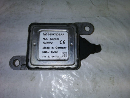 2014-2015 Dodge Ram 3500 4500 NOX sensor control module 68197109AA - Swan Auto